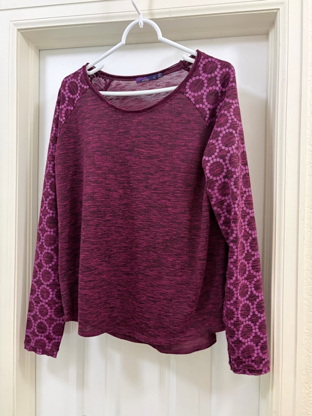 Women’s Long-Sleeve Heathered Pullover Top - Magenta Prana